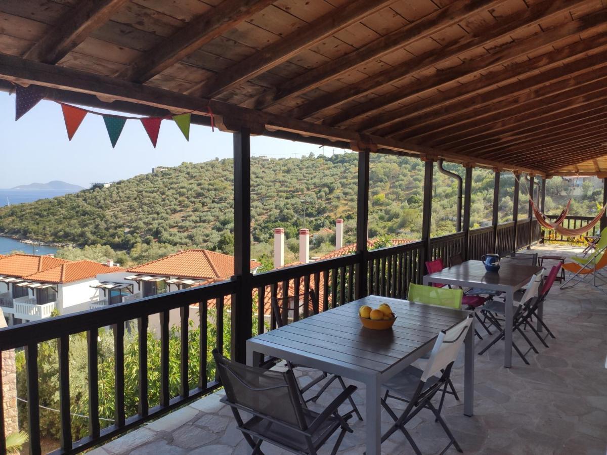 Chelidonia Villa Steni Vala Alonissos Bagian luar foto