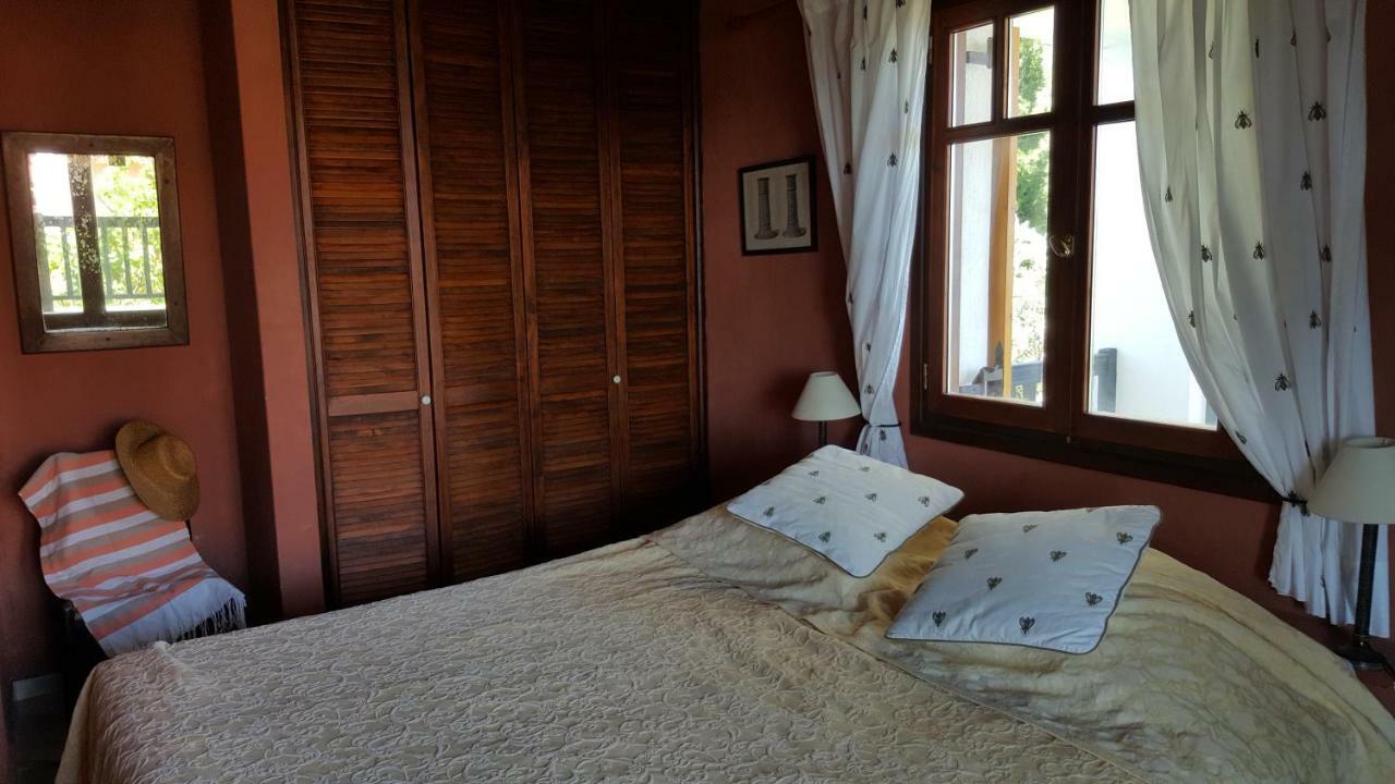 Chelidonia Villa Steni Vala Alonissos Bagian luar foto
